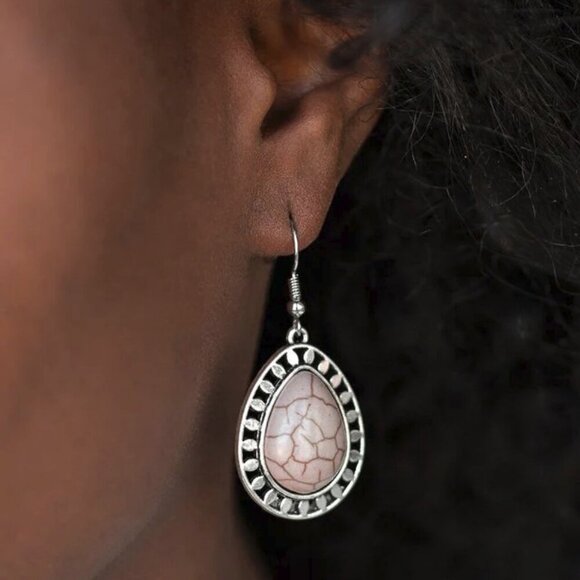 paparazzi Jewelry - Paparazzi Jewelry Accessories - Sahara Serenity - Silver Earrings - Vintage